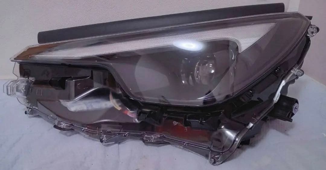 レクサス LBX 左ヘッドライト 楽天市場】【スーパーSALE☆P2倍】レクサス LBX LEXUS LBX ヘッド