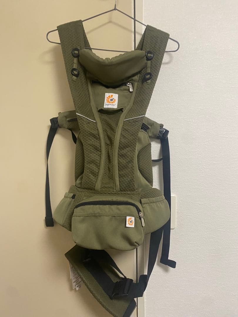 エルゴベビー オムニブリーズOMNI Breeze 抱っこ紐　オリーブグリーン OMNI Breeze / オリーブグリーン | エルゴベビー オンラインストア