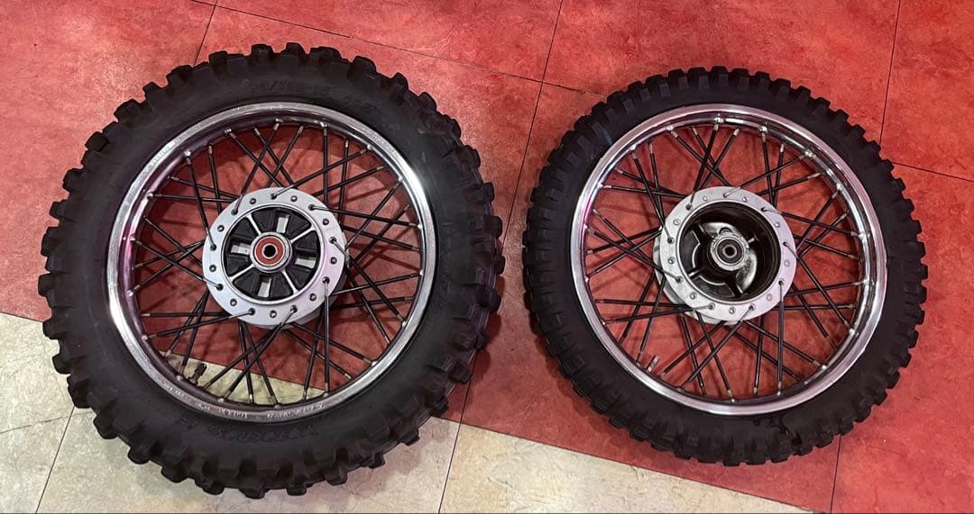 程度上　ホンダ　リトルカブ用　ホイール&タイヤセット スーパーカブ [純正部品]リトルカブ 純正リアホイールASSY 55周年記念