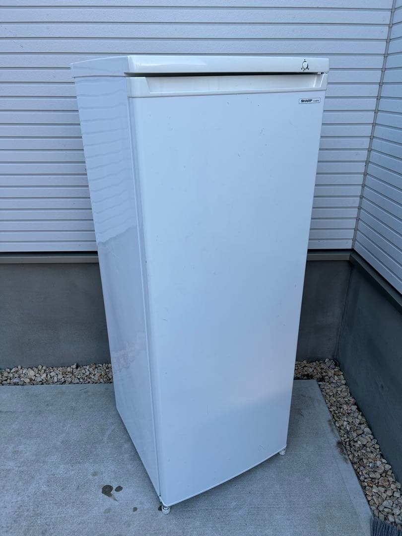 シャープ　SHARP FJ-HS17X 冷凍庫　6段式　ホワイト　送料込 冷凍庫 ホワイト系 FJ-HS17X-W [167L /1ドア /右開きタイプ] 【お届け