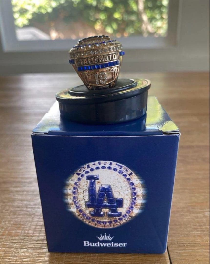 山本由伸 ワールドチャンピオン リング 来場者限定 8000個 - メルカリ