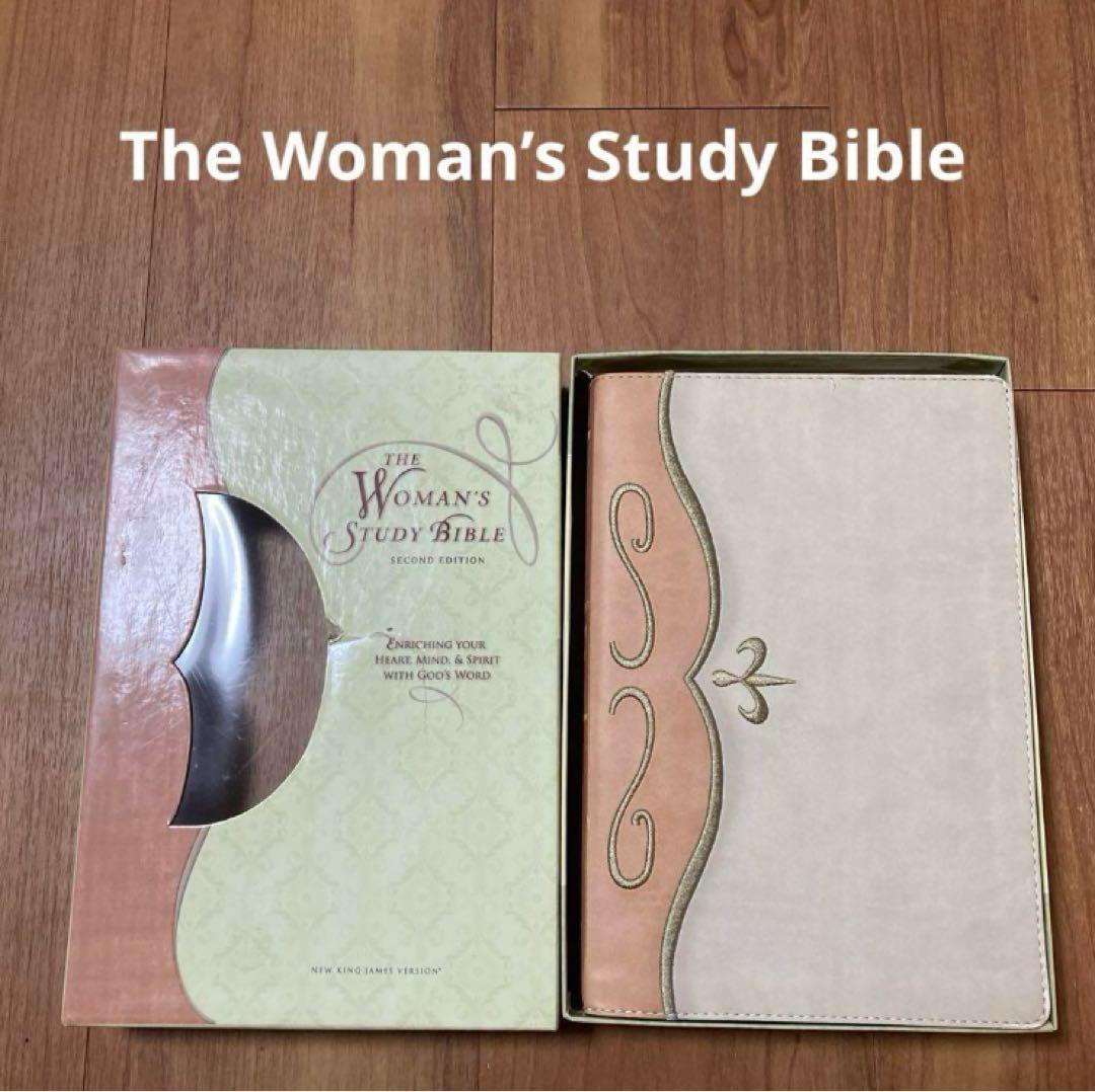 新品未使用　The Woman’s Study Bible Amazon | The Woman's Study Bible: New International Version