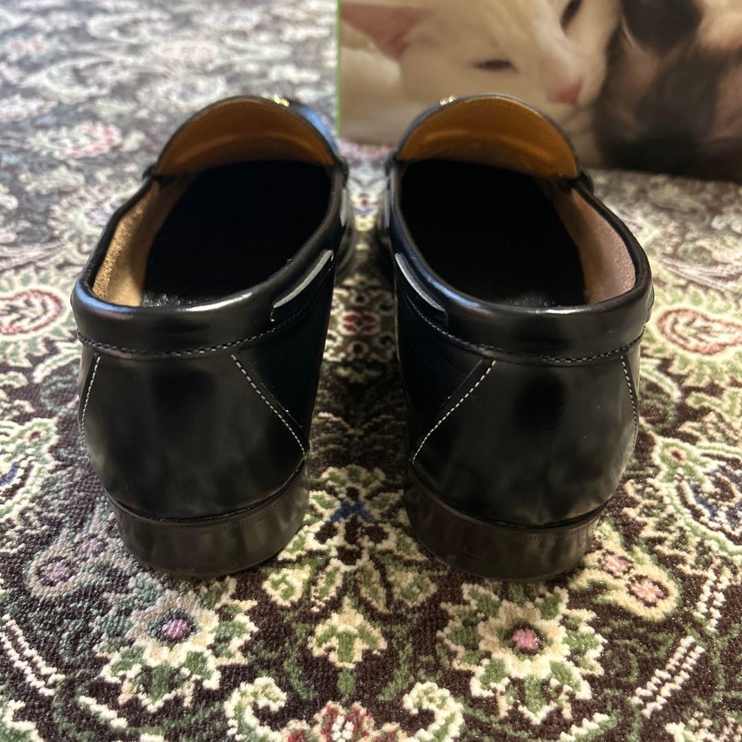 SIIILON × HARUTA memory loafers “Bella”