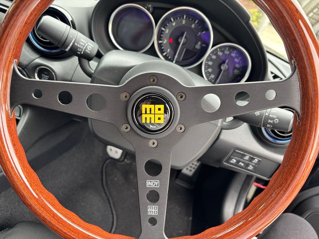 NDロードスターフルセット】MOMO ウッドステアリングHL-06 - メルカリ