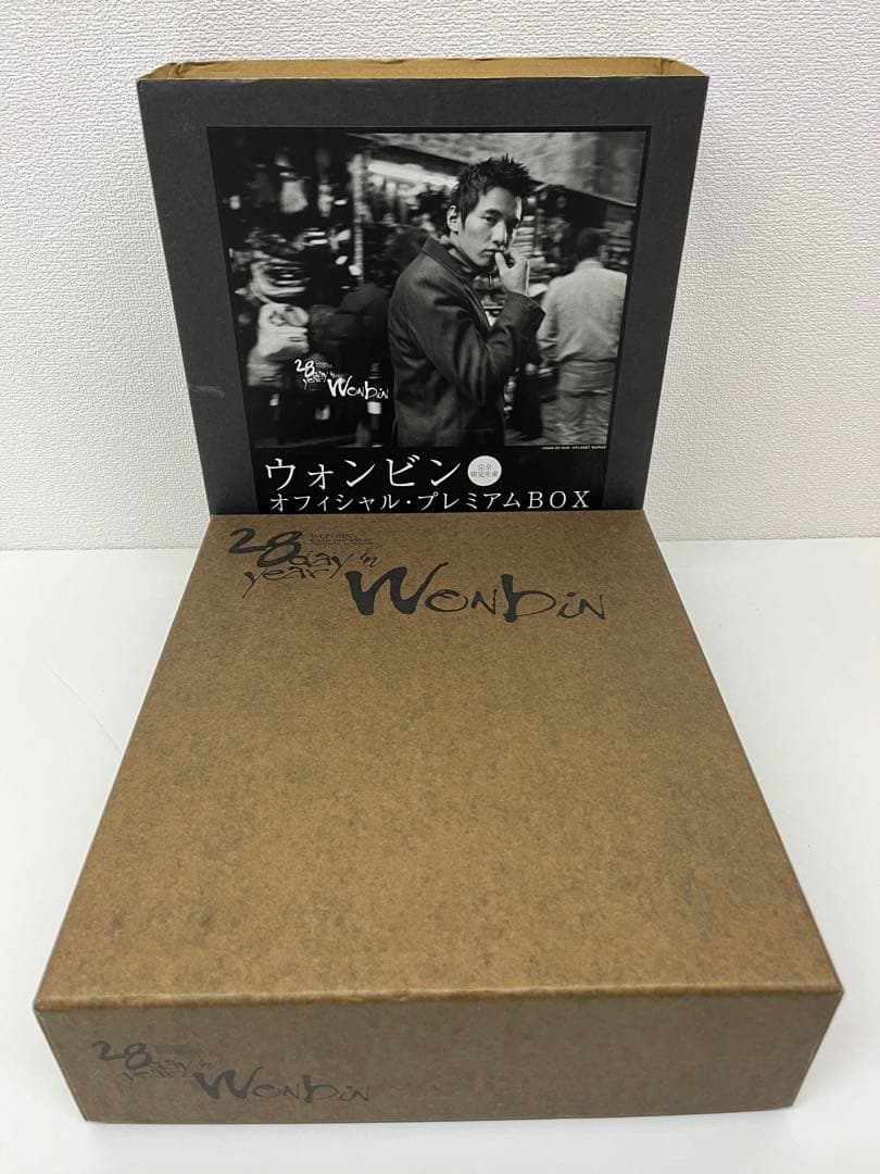 ウォンビン オフィシャルプレミアムBOX - メルカリ