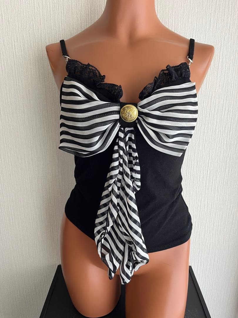 【希少】 d.i.a. 胸元リボン姫ギャル系背中開きトップス