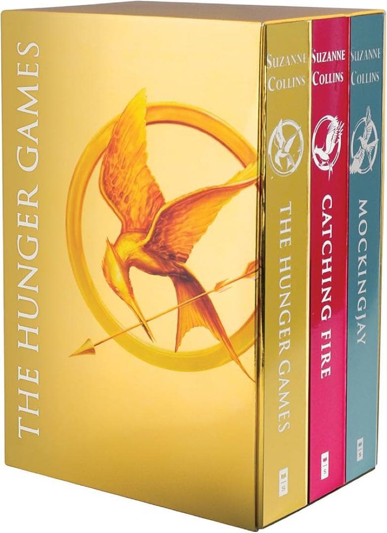 The Hunger Games Box Set Foil Edition 洋書 Amazon.com: The Hunger Games Box Set: Foil Edition: 9780545791915