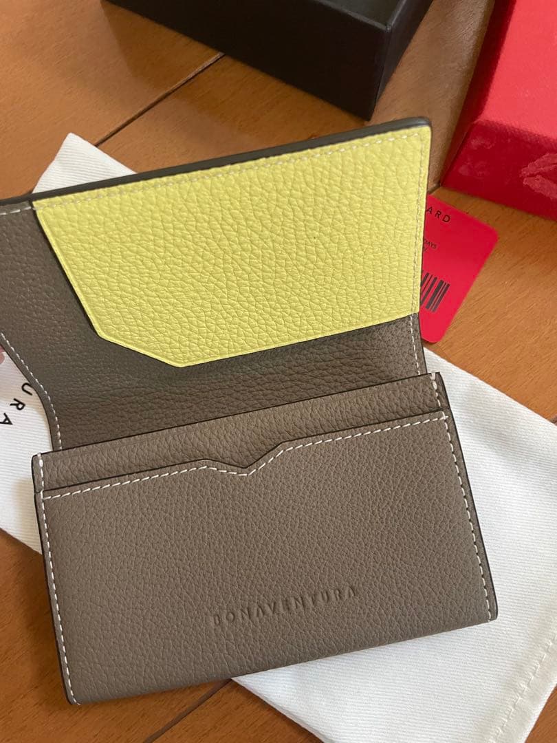 新品未使用 ボナベンチュラ スリーブ付きビジネスカードケース ボッタ