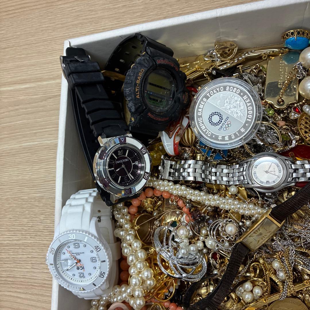 遺品整理 約1kg アクセサリー ネックレス イヤリング ブレスレット