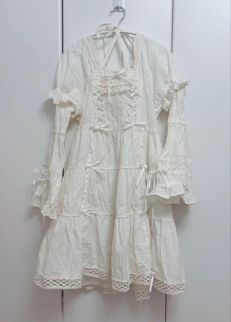 はわせドールワンピース　白　ロリィタ　ベイビーザスターズシャインブライト 🌸🥀🌸🥀🌸 BABY, THE STARS SHINE BRIGHT 「はわせドールワンピース