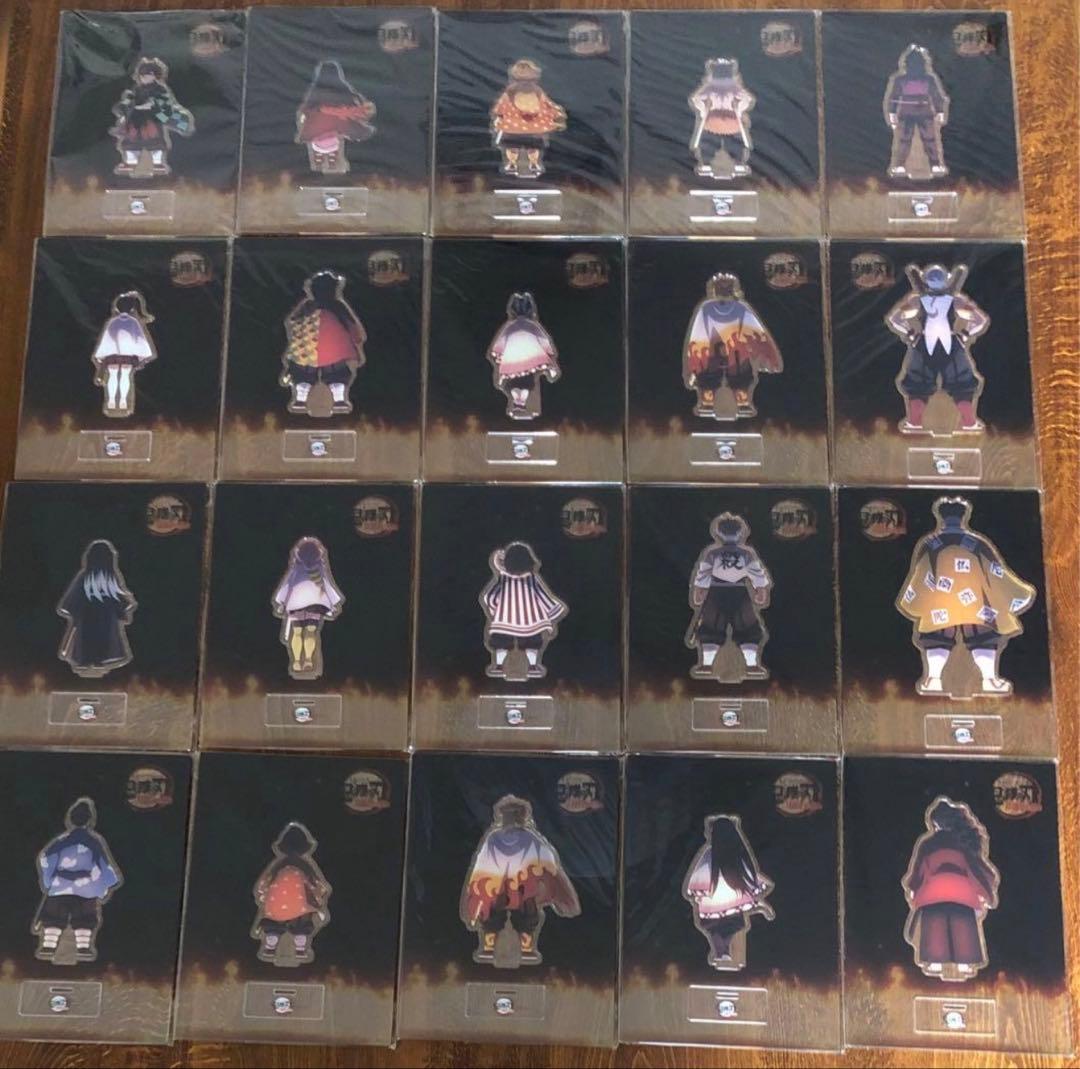 鬼滅の刃 みんなの想いがその刀に アクリルスタンド - メルカリ