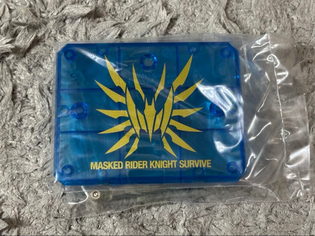 S.H.Figuarts 仮面ライダーナイトサバイブ&ダークレイダーセット