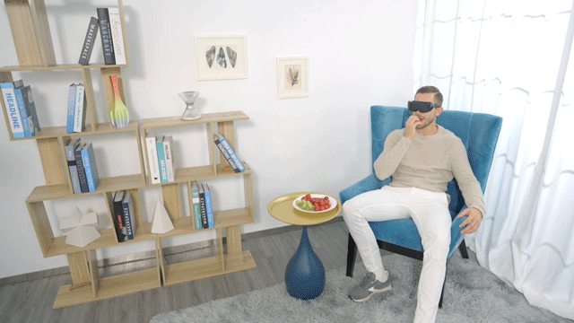 没入感溢れる450インチの仮想画面が目の前に！あなただけの映画館