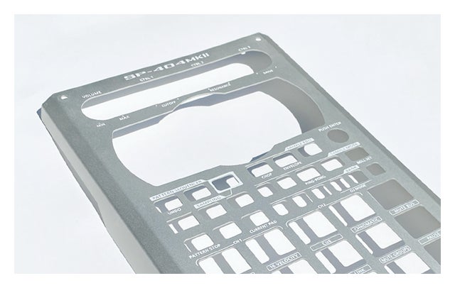 美しさを追求した「Roland / SP-404MKII」メタルフェイスプレート