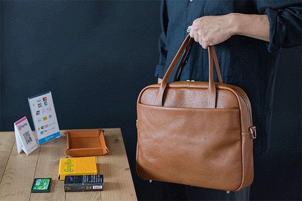バッグ職人が本気で作る時短な「大人ビジネスバッグ」 カスタマイズも