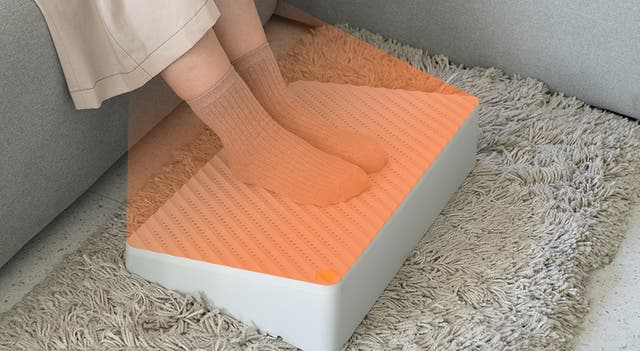 あしもと岩盤浴 BOTTOOM】ノーベル賞素材使用！冬の足もと暖房の決定版