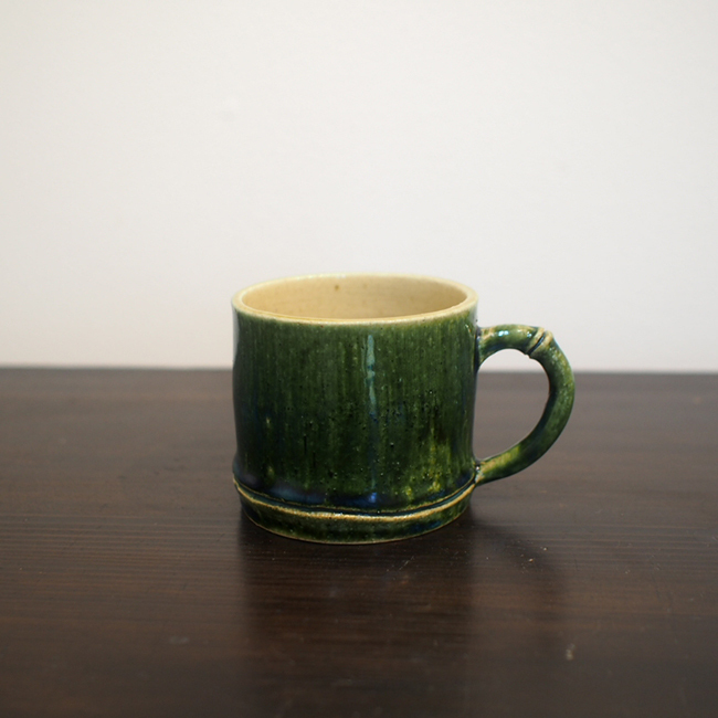 竹をモチーフにした陶器のフリーカップ。割竹の細工シリーズ。C