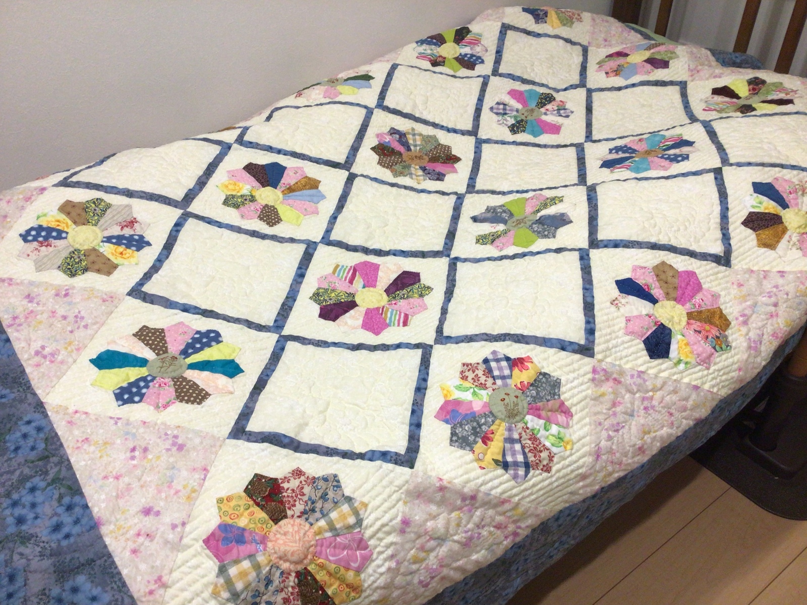 パッチワークキルトマルチカバー - MUCHINNOCHI'S GALLERY | minne