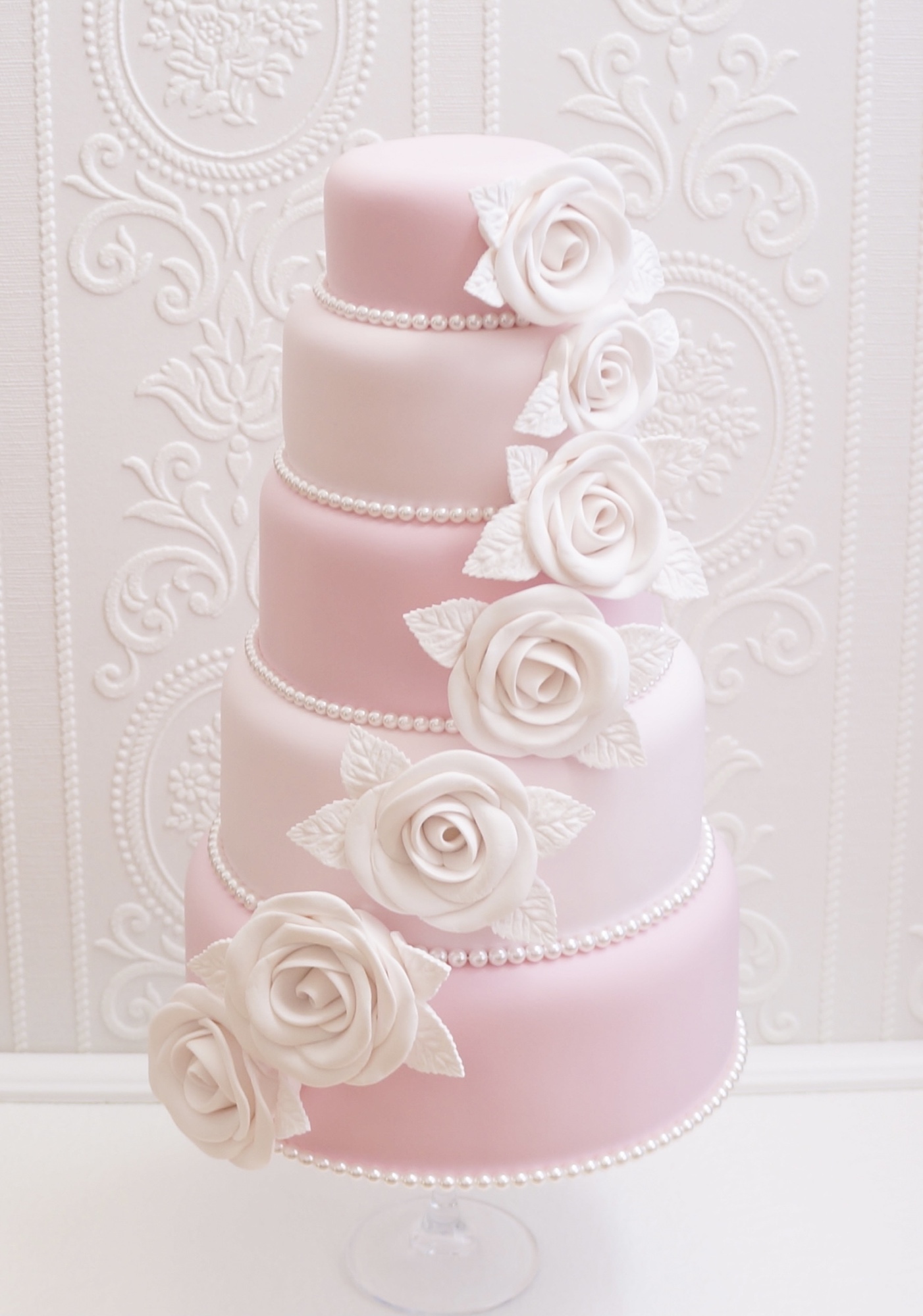 五段✳︎ピンクのローズクレイケーキ✳︎色変更可＊フェイクケーキ