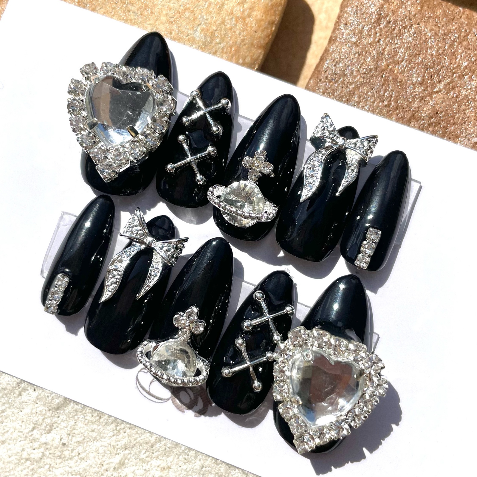 量産型 地雷 ネイルチップ - r69nail | minne byGMOペパボ 国内最大級