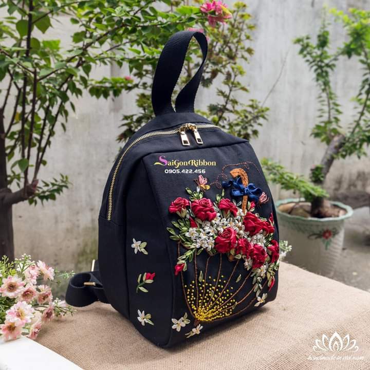 SALE (8月2日－30日)手刺繍 ローズリュックサック - gao-official