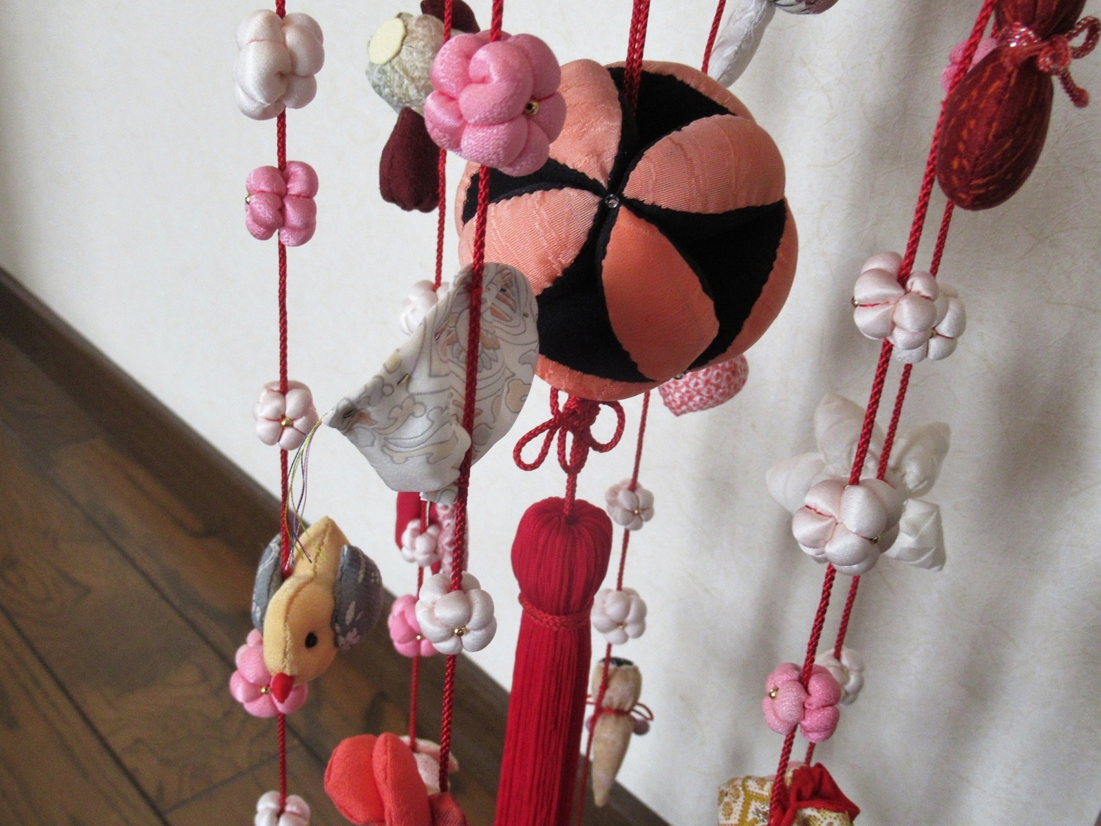 愛情と願いを込めた七宝まりの吊るし飾り＊吊るし飾り＊ひな祭り