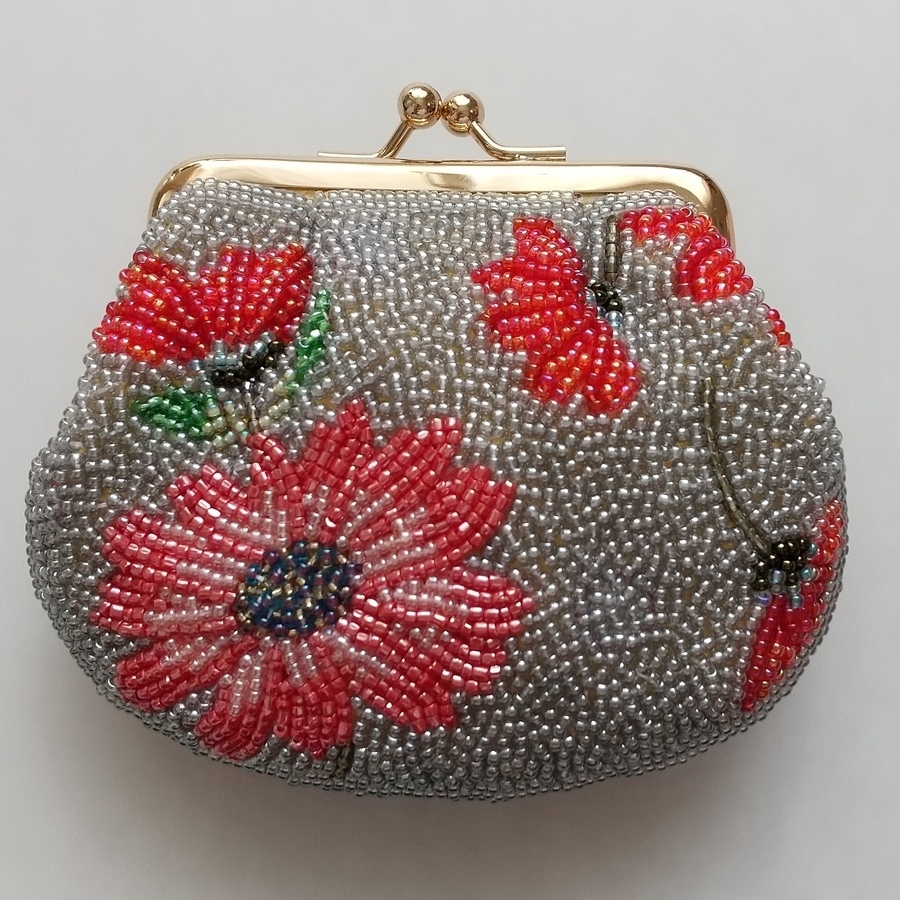 ビーズ刺繍のがま口 - PERLINA9'S GALLERY | minne byGMOペパボ 国内