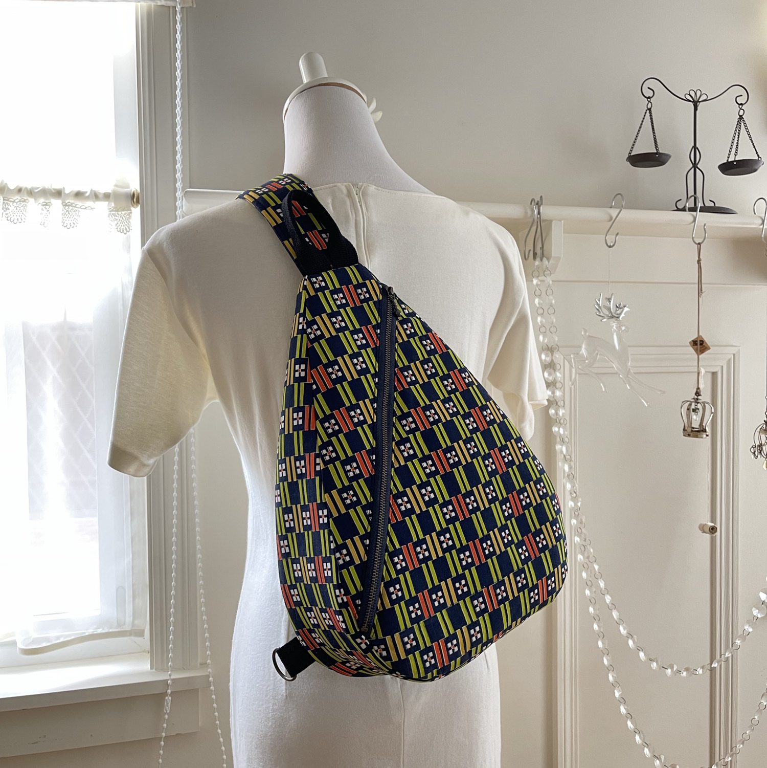 受注販売】【着物リメイク】和柄しずく型ワンショルダーリュック