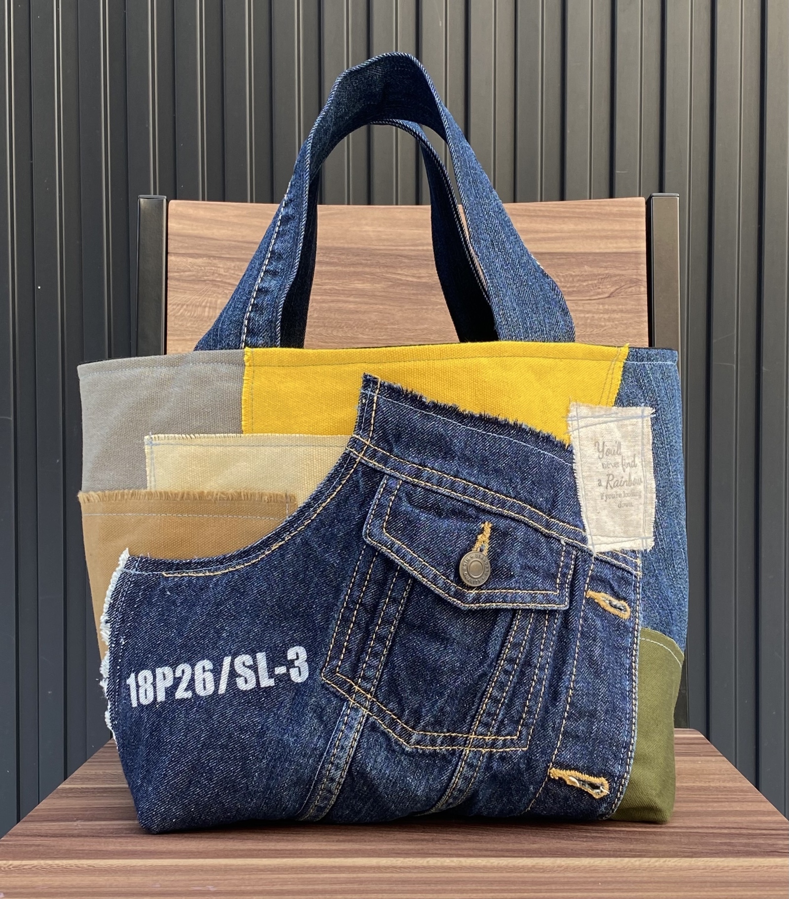 eed6b36df646ffb344a0df61901a72