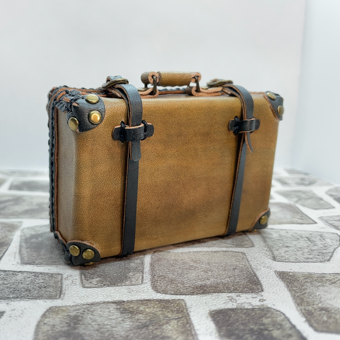 受注製作】本革 1/6ドール用 ミニチュアクラシックトランク（ブラウン