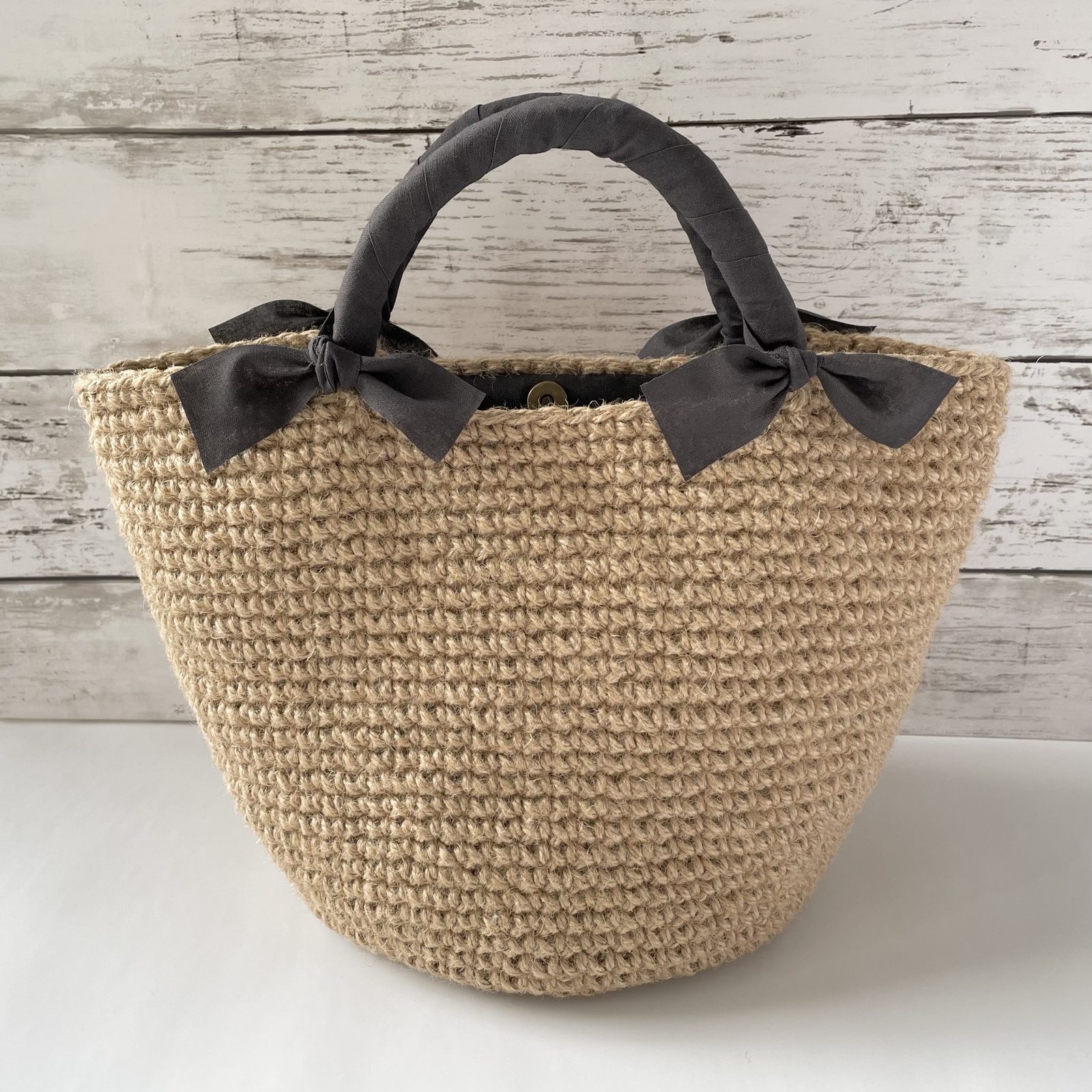 リボン巻きハンドル 麻ひもバッグ かごバッグ [ダークグレー] ＊両端