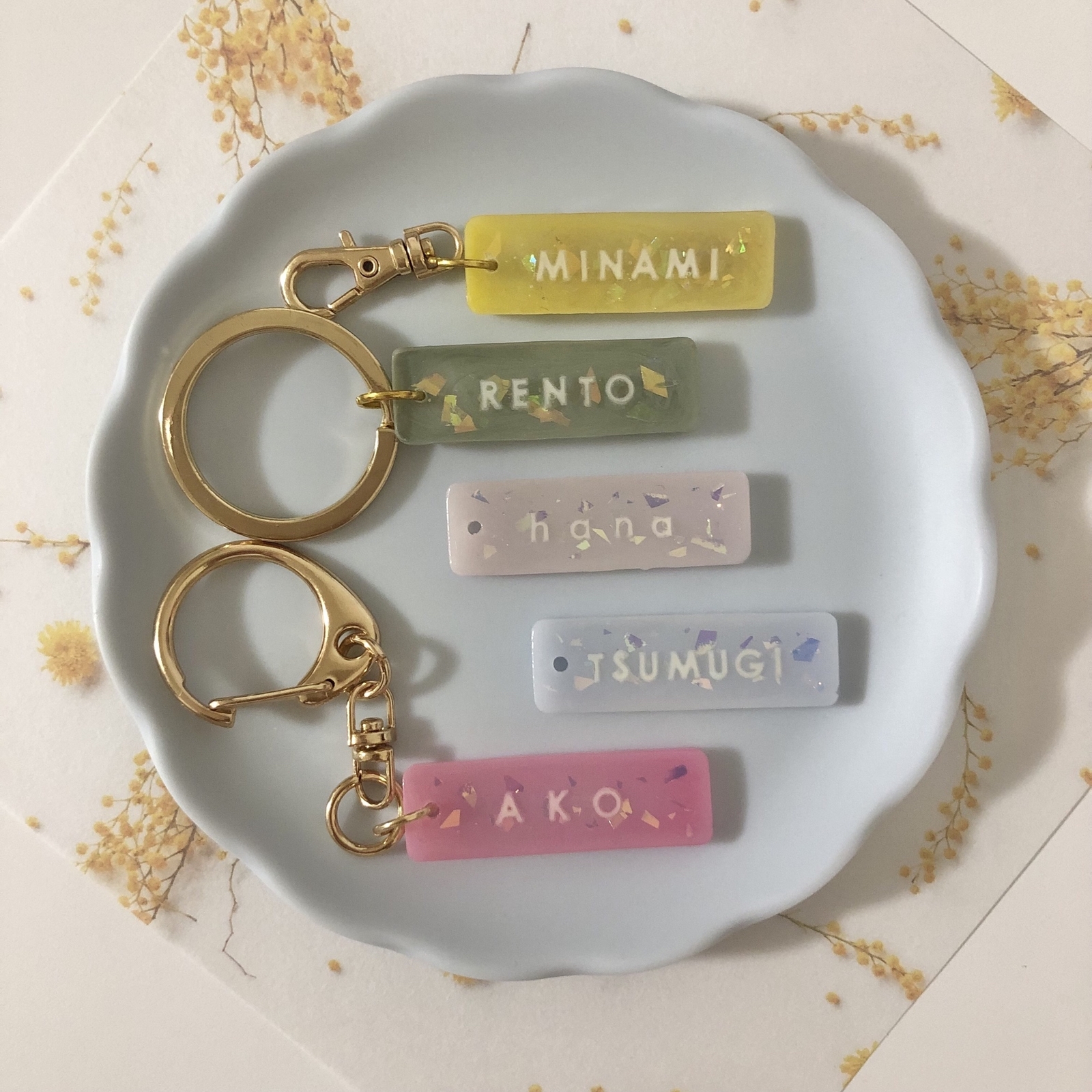 名入れ】カラフル ネームキーホルダー【ギフト や 出産祝い 推し活 に