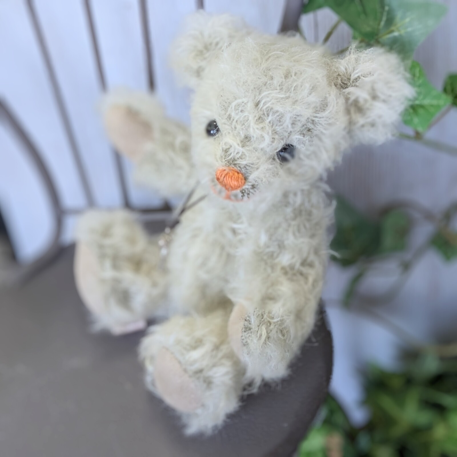 肉球があるツキノワグマ ぬいぐるみ テディベア - しあわせの、たね