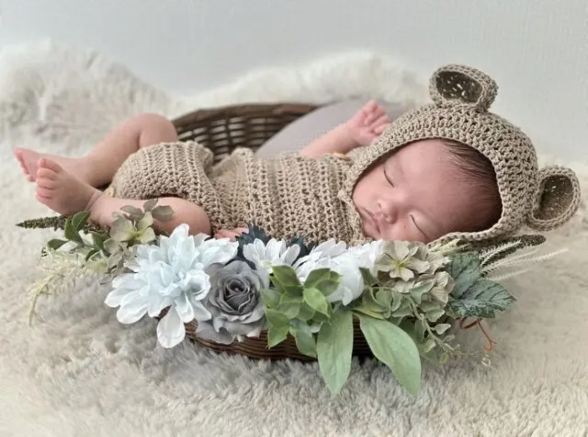 手編みのニューボーンフォト衣装セット｜くま耳・うさ耳帽子付き｜出産