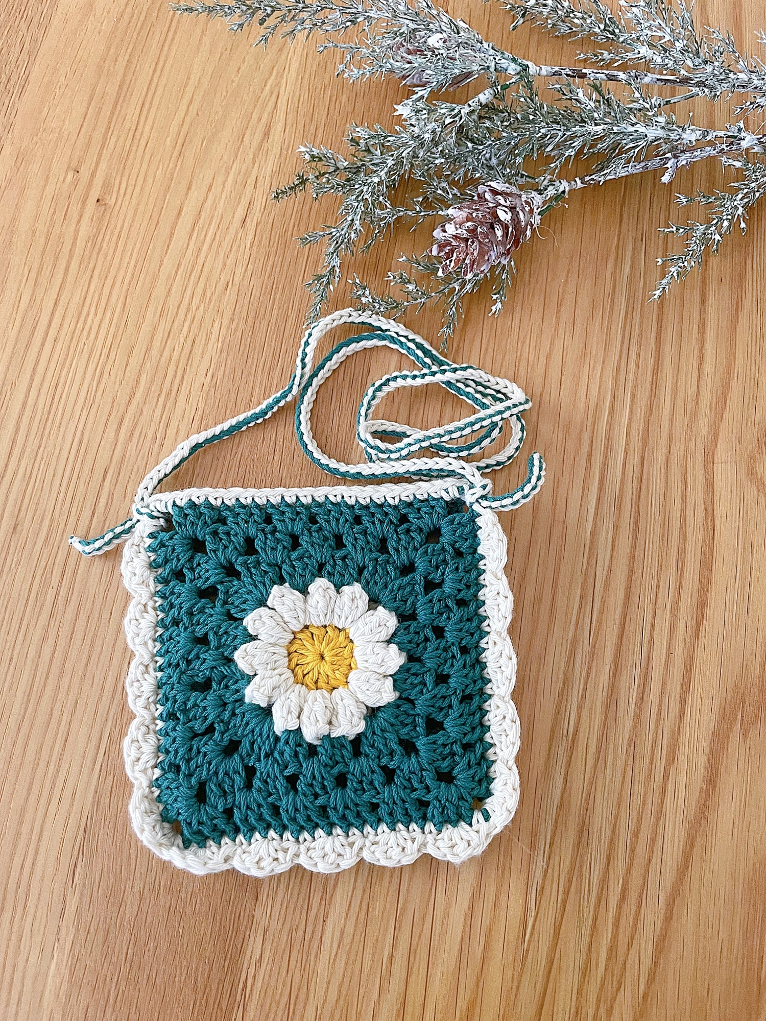 かぎ針編みマルチカバー モチーフ編み グラニースクエア ブランケット