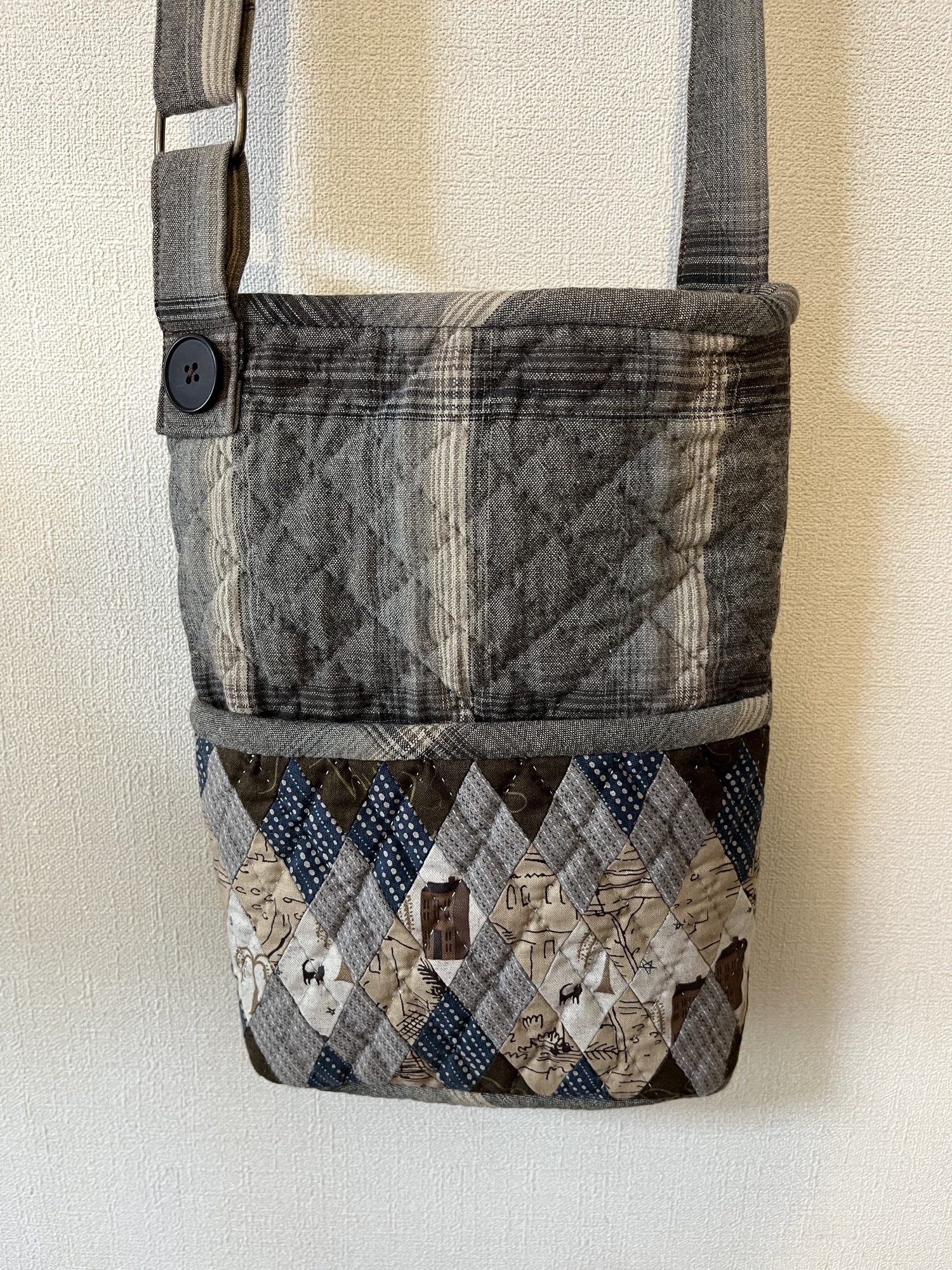 パッチワークキルト ショルダーバッグ - MOMO'S GALLERY | minne byGMO