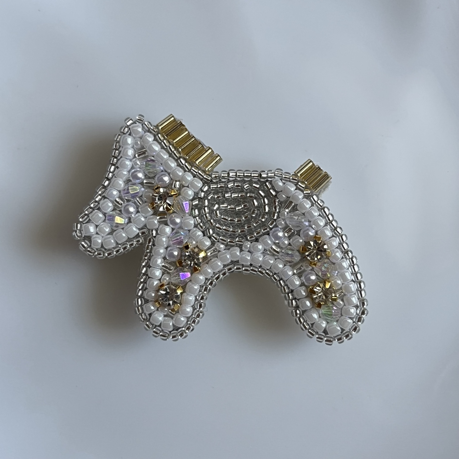 horse ブローチ ビーズ刺繍 馬 ロデオ - LILYHMB'S GALLERY | minne