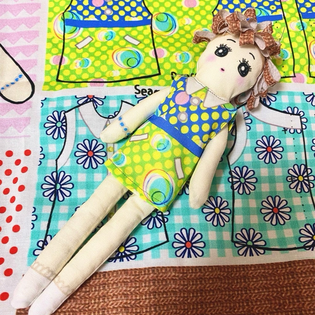 入門編】1/6ドール用 ネオブライス レトロ花柄ワンピース ハンドメイド