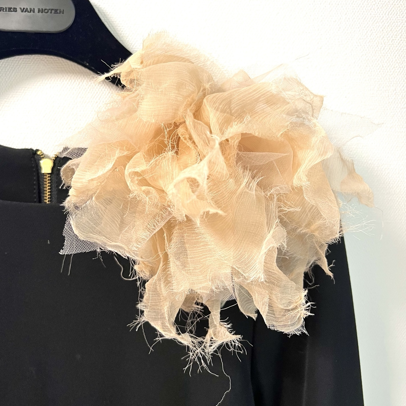 オーストリッチ フェザーコサージュ ホワイト＋ブラウン - hanaki's