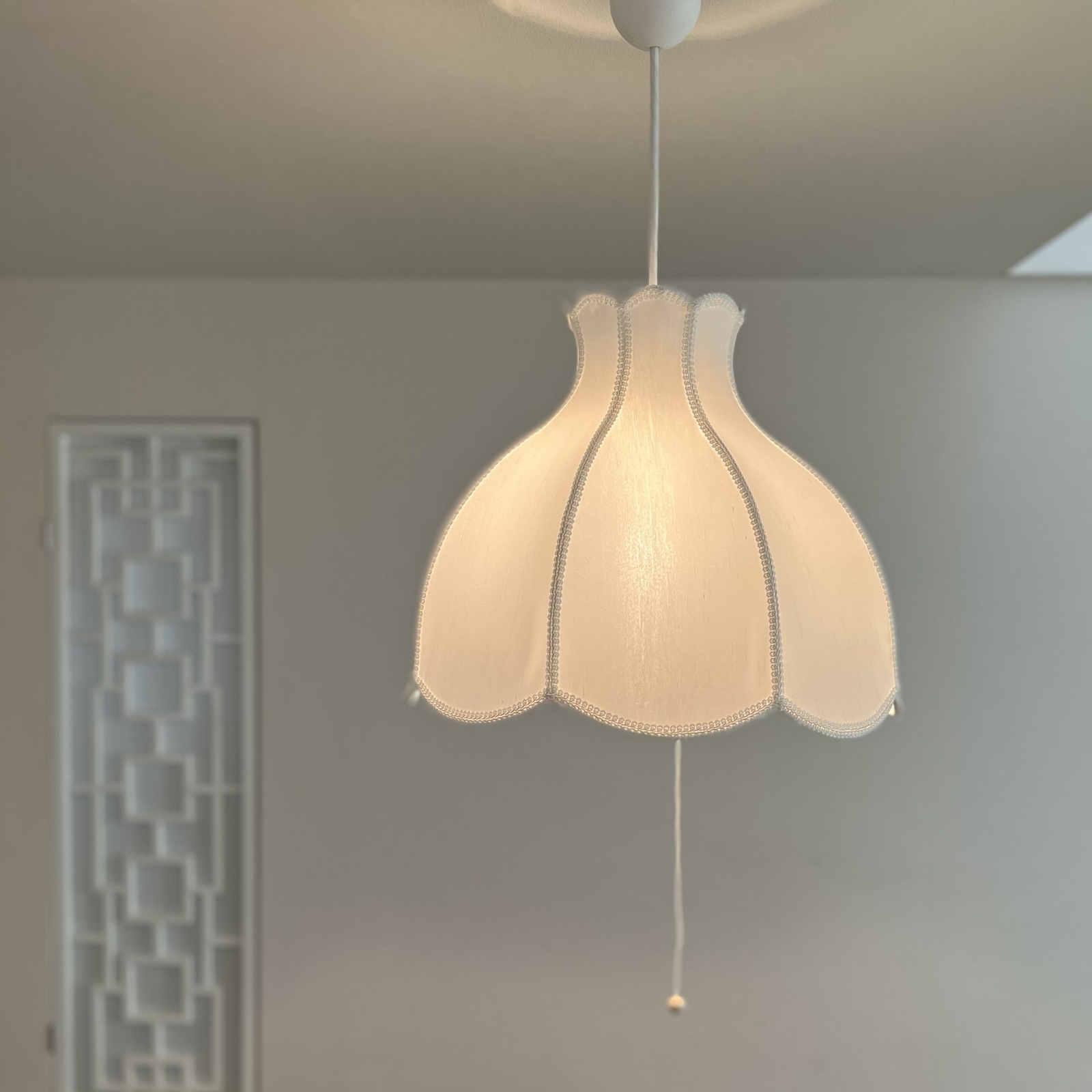 すずらんペンダントライト ホワイト 天井照明 シーリングライト LED