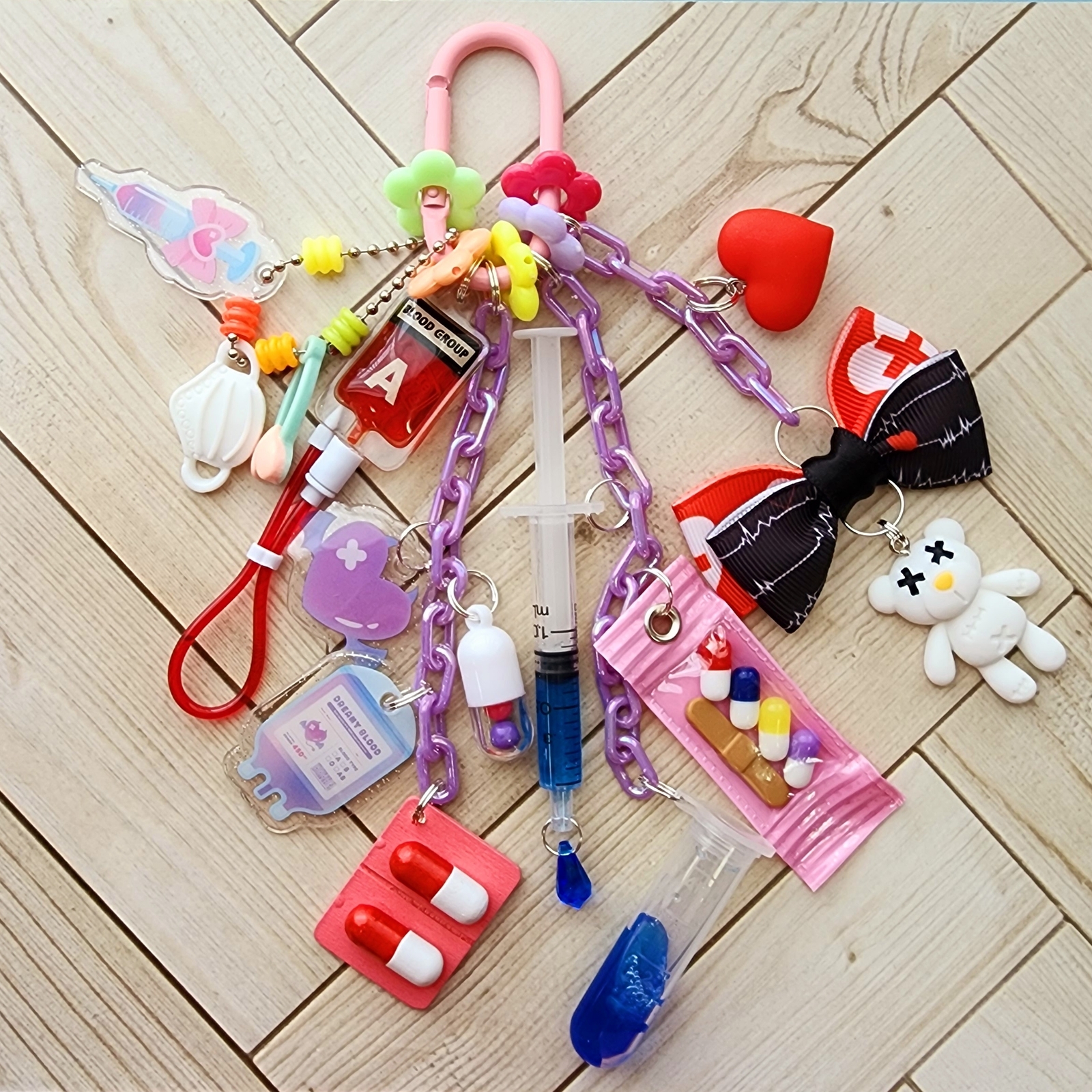 病みかわ♡じゃらじゃらキーホルダー(A型) - potechirol | minne byGMO