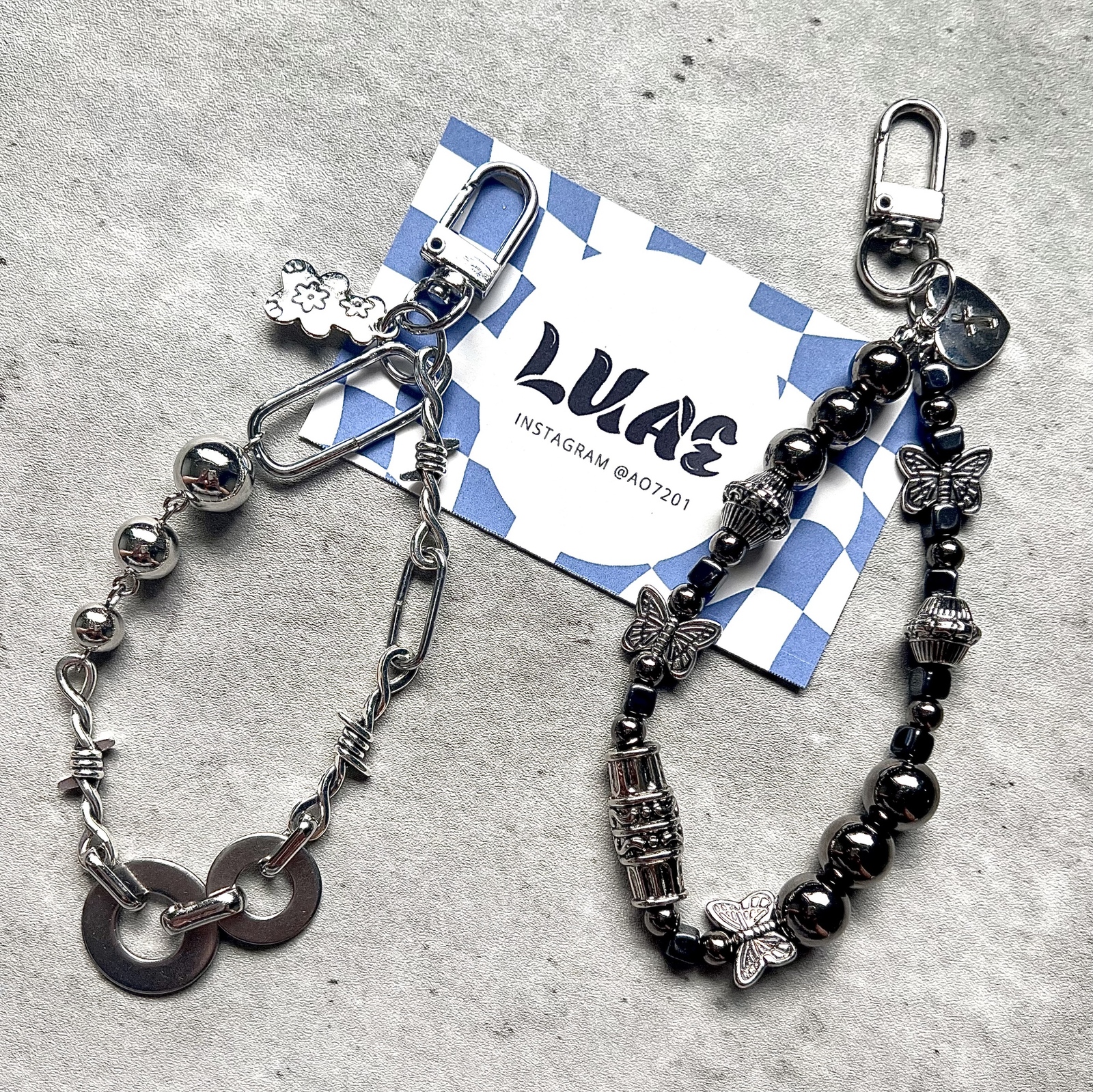 2種類】シルバースマホ・キーケース・ストラップ y2k 韓国 ストリート