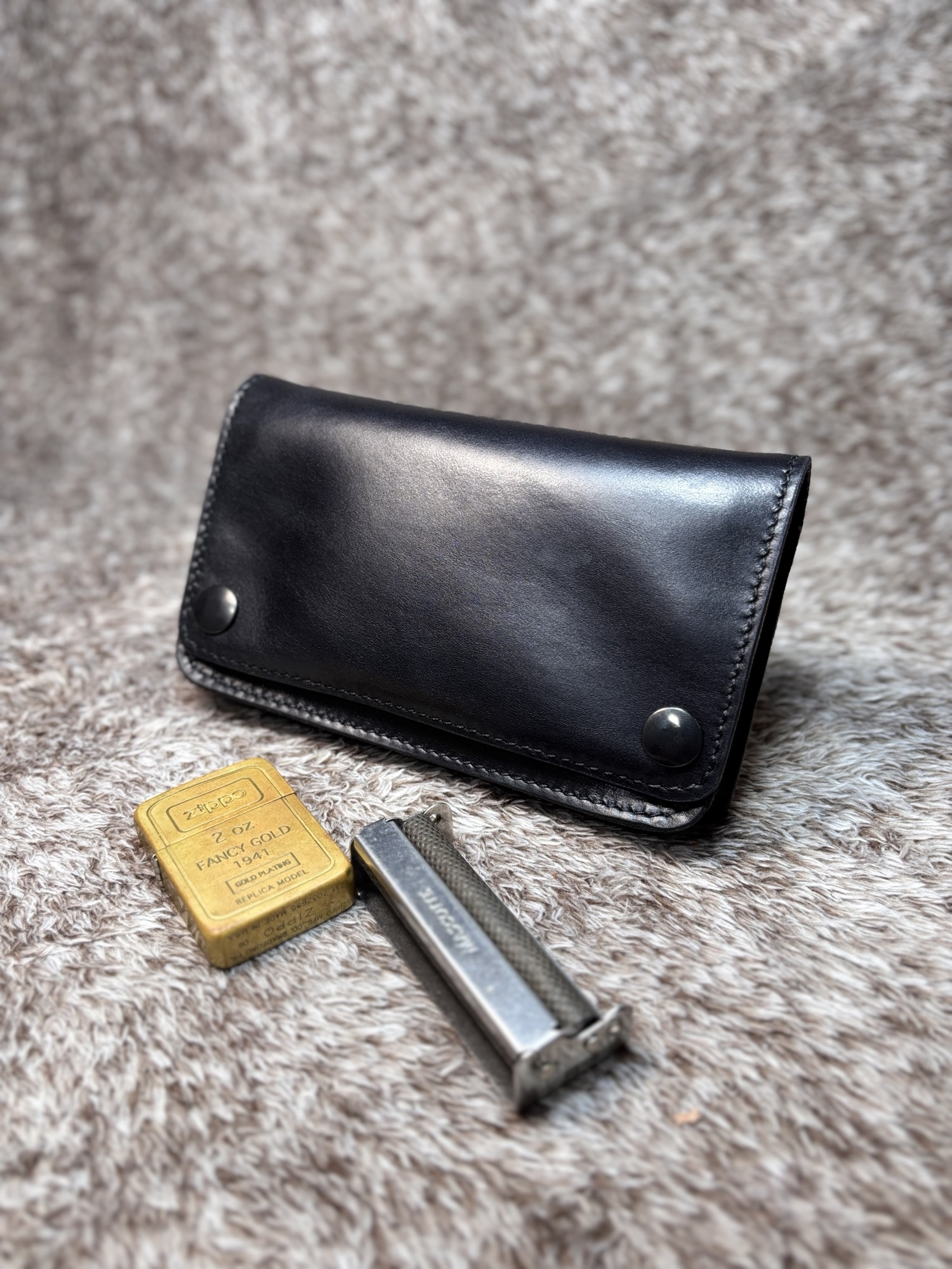 ◎柔らかい二つ折り.スムース革シャグポーチ◎ - Jarikoikstory