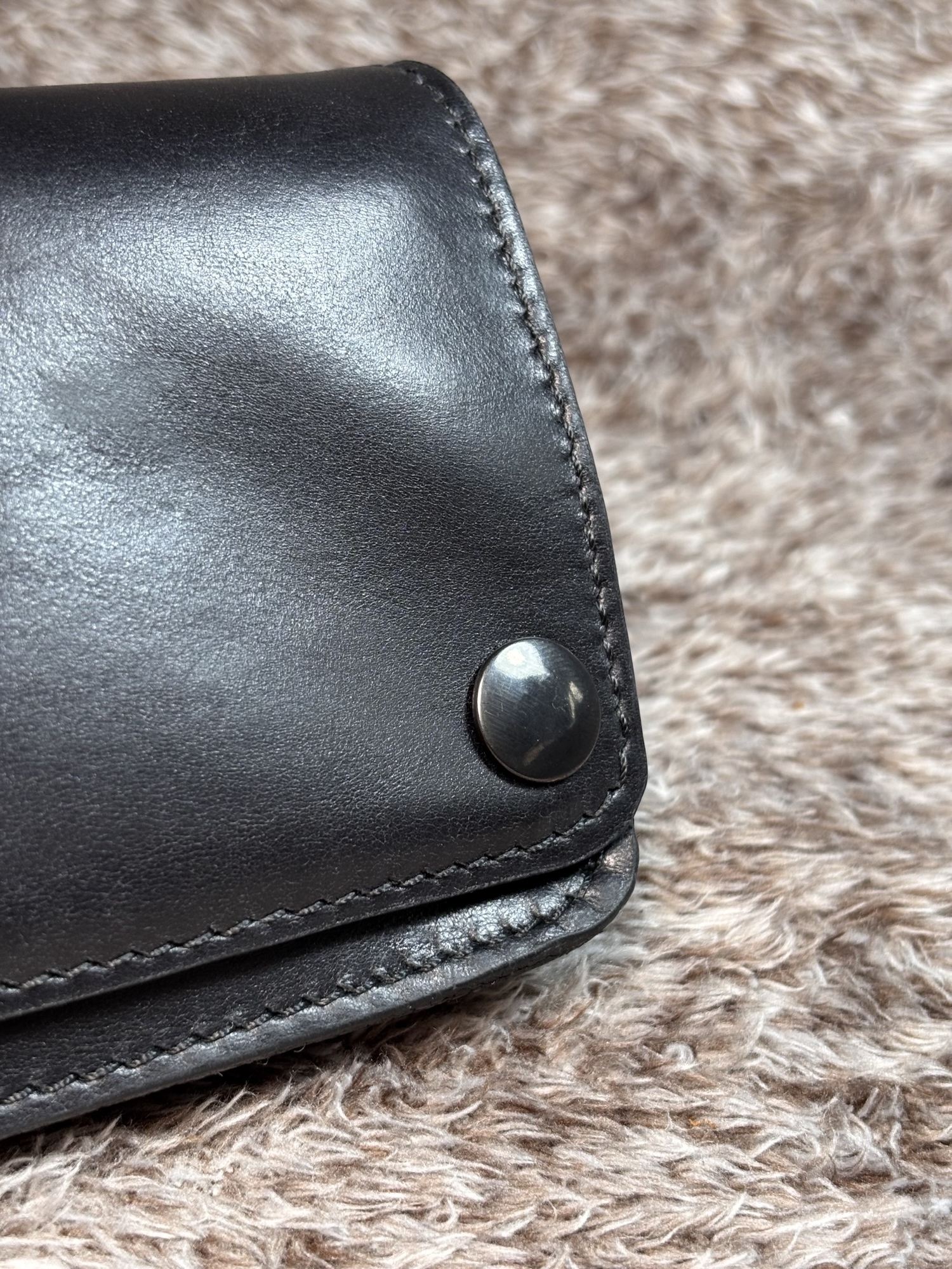 ◎柔らかい二つ折り.スムース革シャグポーチ◎ - Jarikoikstory