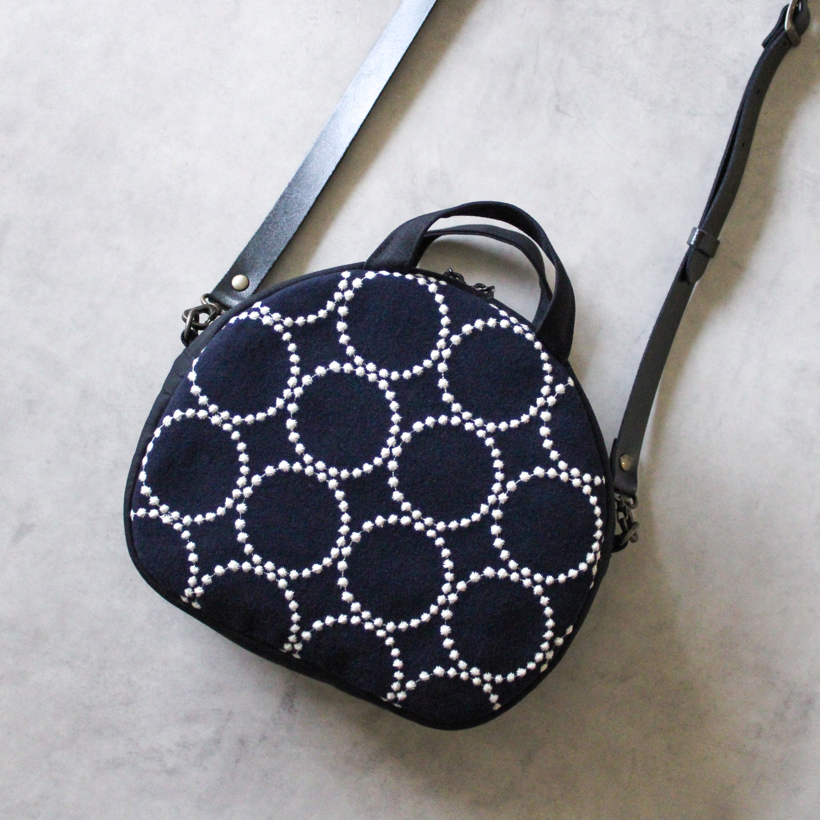 ミナペルホネン生地｜tambourineの2wayぽってりボストン 倉敷帆布使用