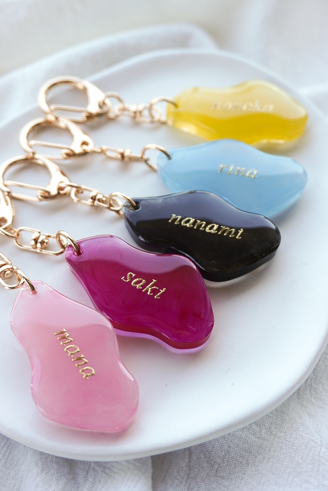wave】全13色 名入れ レジン キーホルダー キーリング オーダーメイド