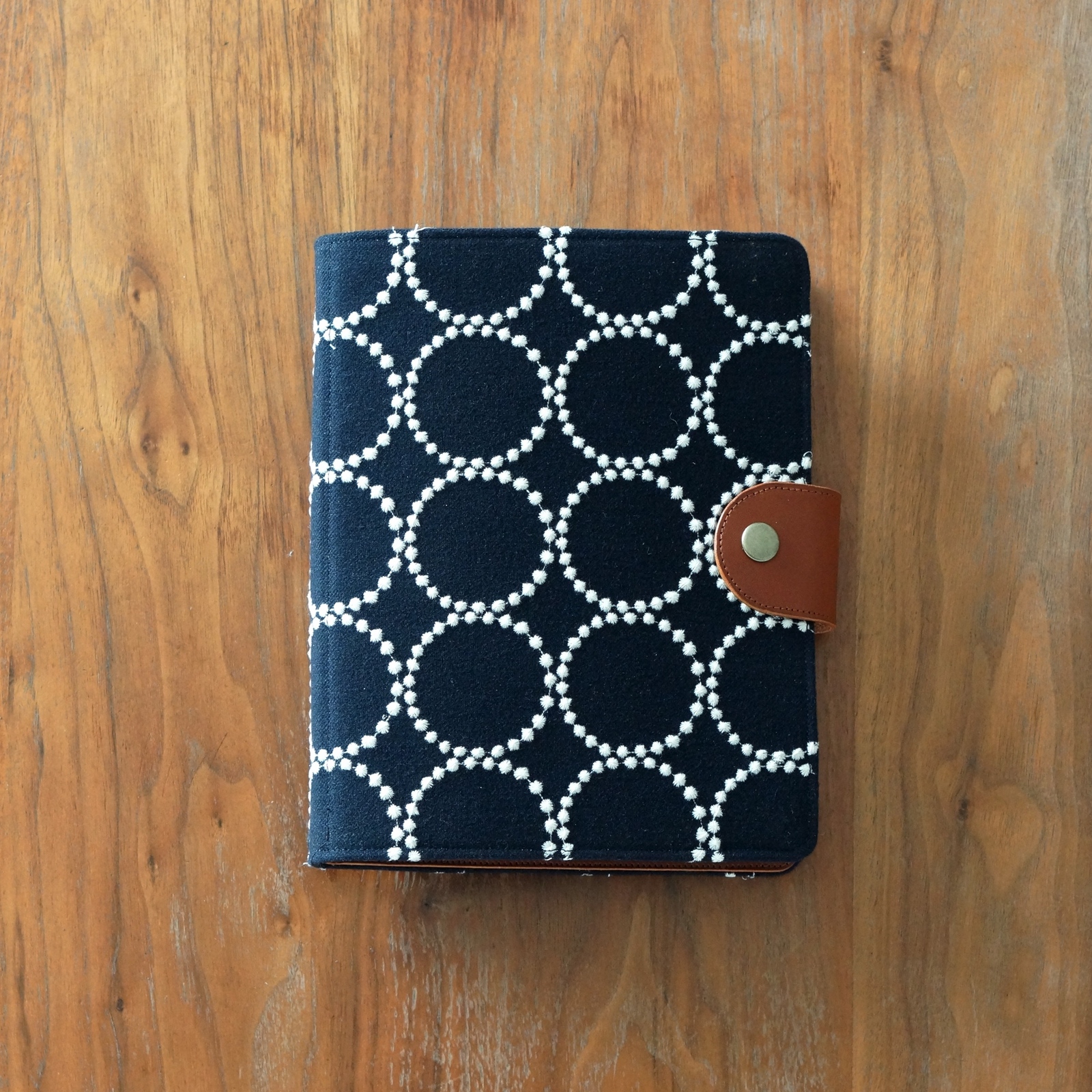 即納】ミナペルホネン ポンピア A5サイズ6穴システム手帳 - ZENRYU