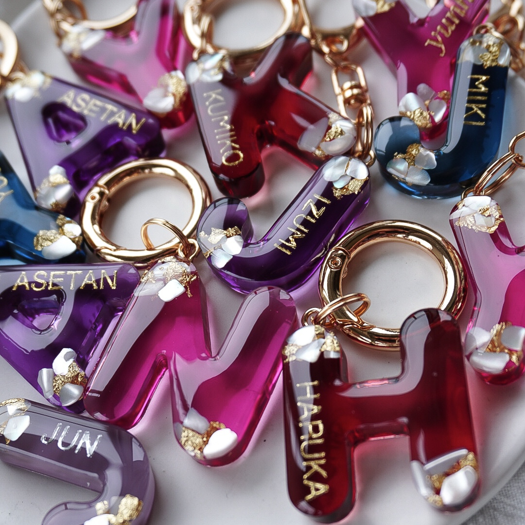 crash shell】全25色 名入れ レジン キーホルダー プチギフト オーダー