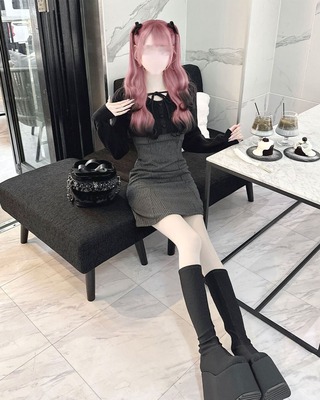 HONEY MEW はにーみゅう フリルギャザーレザー風キャミワンピ フリル