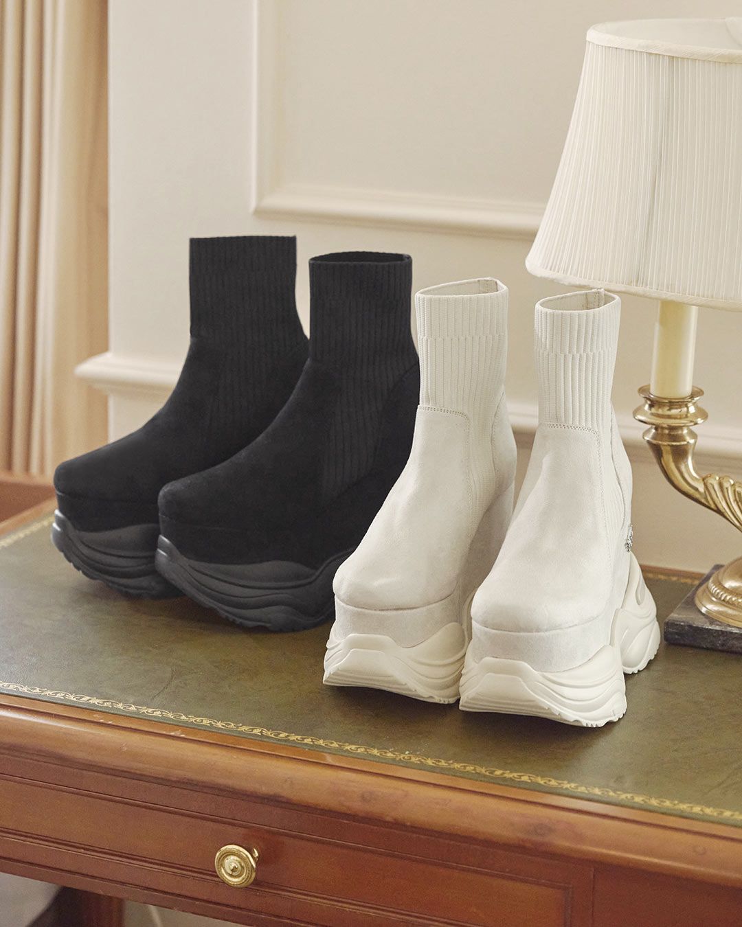 ソックスライク厚底ブーツ クリーム | ファッション通販＆メディア
